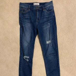 FREE PEOPLE Distressed Skinny Jeans Size 26